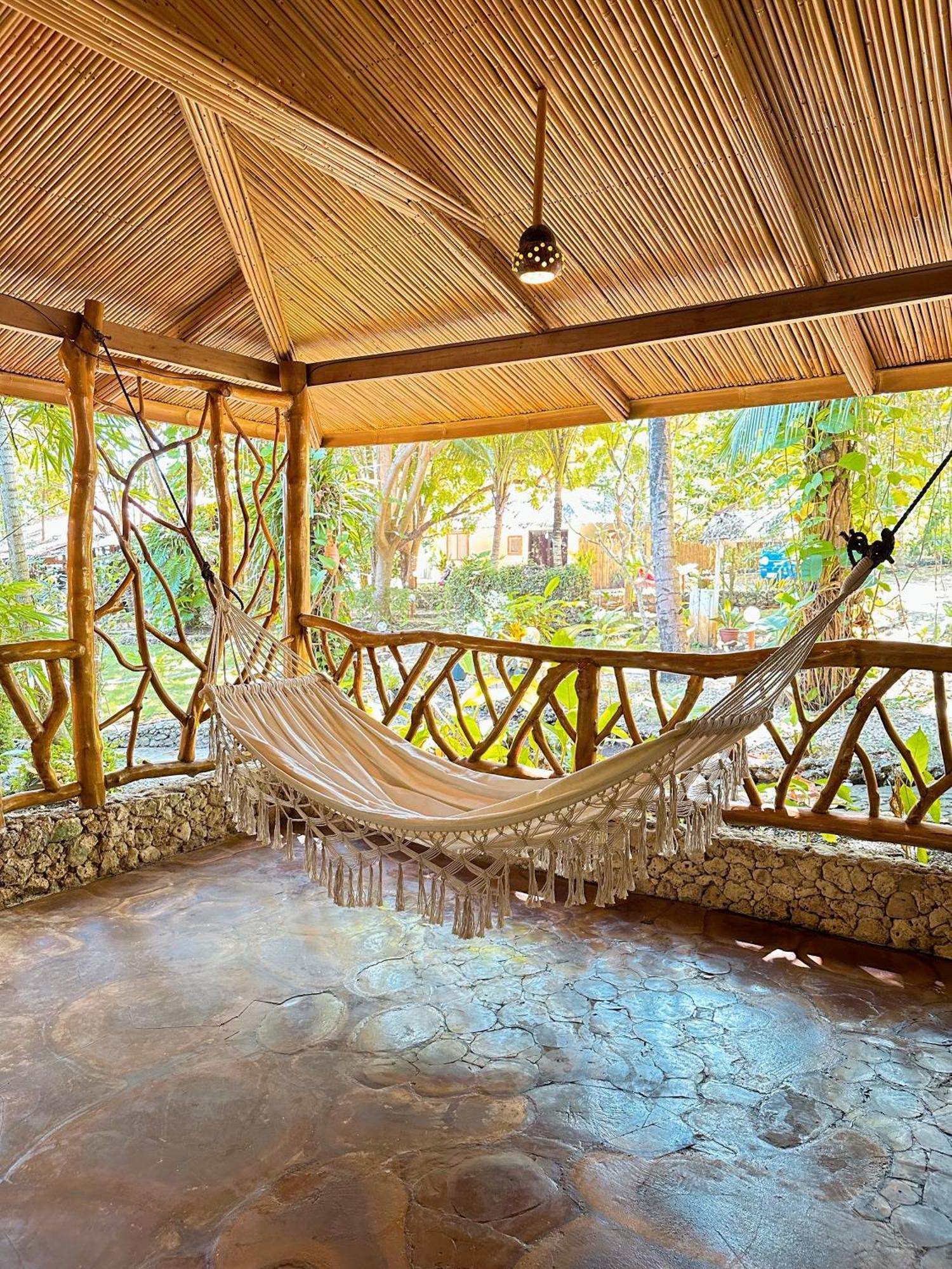 Tahanan Resort Сан-Хуан Экстерьер фото